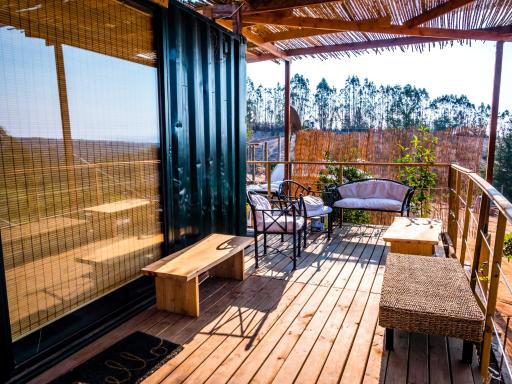 Converted Farm Loft - Housity