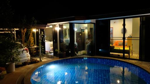 Single bed Homestay - Housity