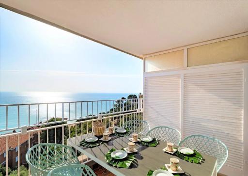 LIANA SEAVIEW & BEACH - apartment - Housity