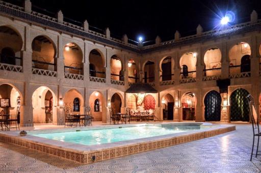 Nasser Palace Hôtel & Bivouacs - Housity