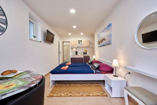 Studio apartment Bašćan - Housity