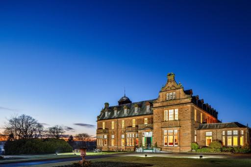 Holiday Inn Dumfries, an IHG Hotel - Housity