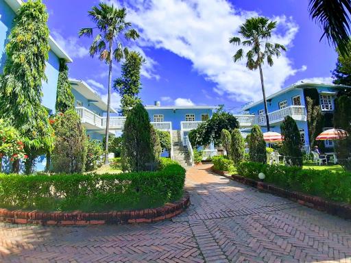 Hotel Megha-Traveller's Village - Housity