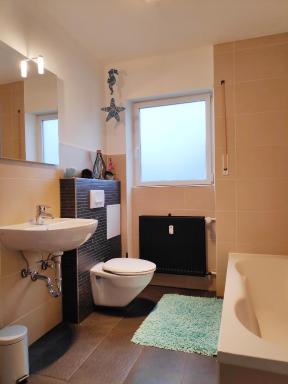 Schicke Ferienwohnung / Monteurwohnung - Housity