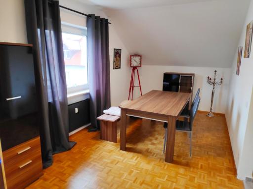 Schicke Ferienwohnung / Monteurwohnung - Housity