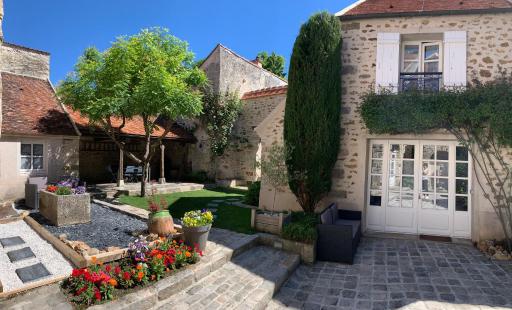 La Maison d'Emilie - Chambres d'hôtes - Housity
