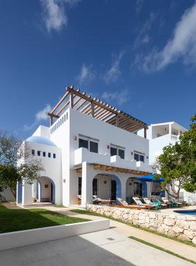 Casa Sienna Lia Spacious House - Housity