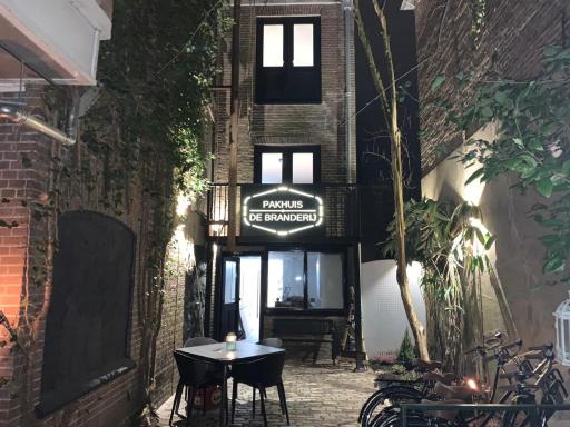 B&B Pakhuis de Branderij stadsappartementen - Housity