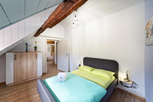 T House - Housity