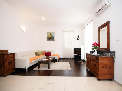 Apartment Marina with Sea View - Housity