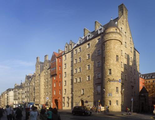 Radisson Blu Hotel, Edinburgh City Centre - Housity
