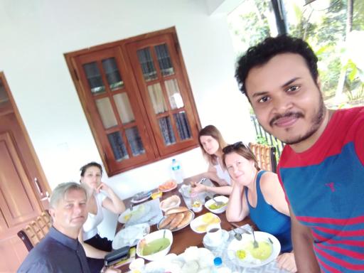 Autumn Home Stay - Hizvo