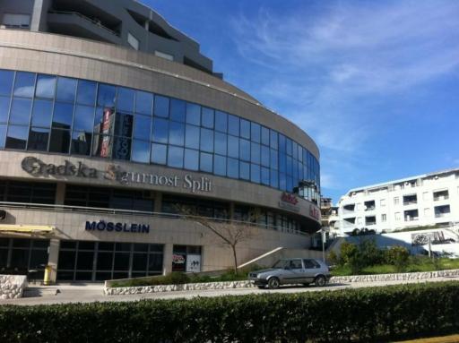 Apartment Karlo near the most beautiful beach Žnjan - Housity