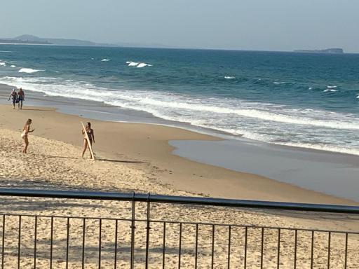 Ocean Courtyard - Beachside Unit - Housity