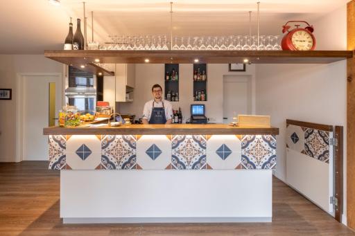 Stadthotel - Housity