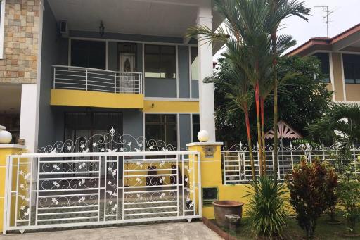 Pasir Gudang Marissa Homestay - Hizvo