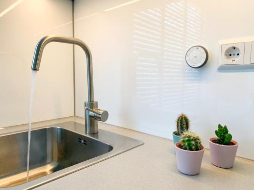 Escamp Apartments - Housity