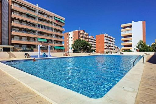 Fantastic Location - Ground Floor Apartment in walking distance to the beach - Housity