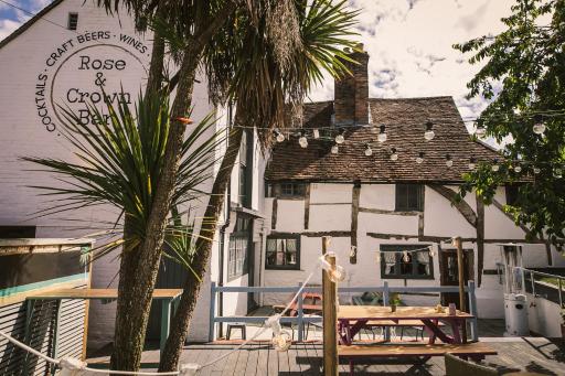 The Rose & Crown - Housity
