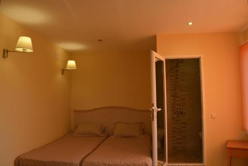 Стаи под наем гр.Сливница - Housity