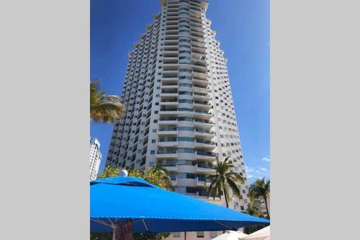 CONDOMINIO FRENTE AL MAR - Housity