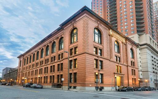 Staybridge Suites Baltimore - Inner Harbor by IHG - Housity