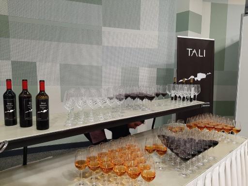 Cabernet Tali - Housity