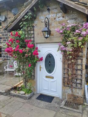 Hawkshead Cottage - Housity