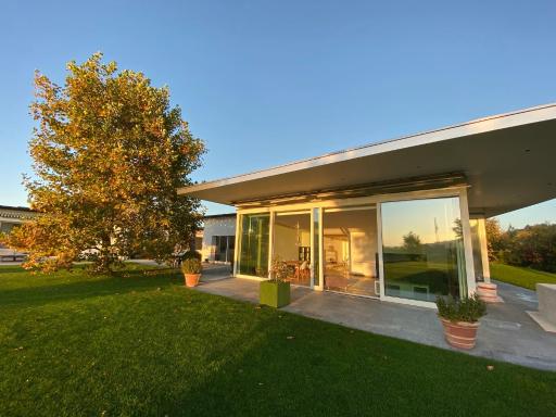Exklusive Mini-Villa mit viel Platz - Housity