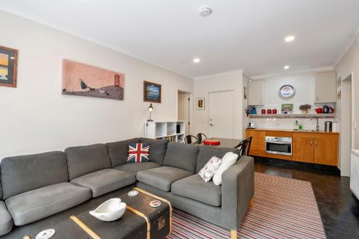 Acacia Bay Retreat - Acacia Bay Holiday Home - Housity