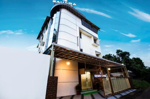 sahara suites - Housity