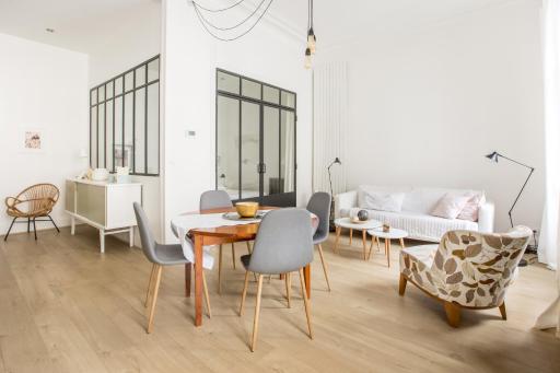 The place to be - Housity