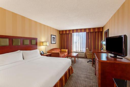 Holiday Inn Sacramento Downtown-Arena, an IHG Hotel - Housity