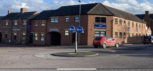 The Premier Lodge - Housity