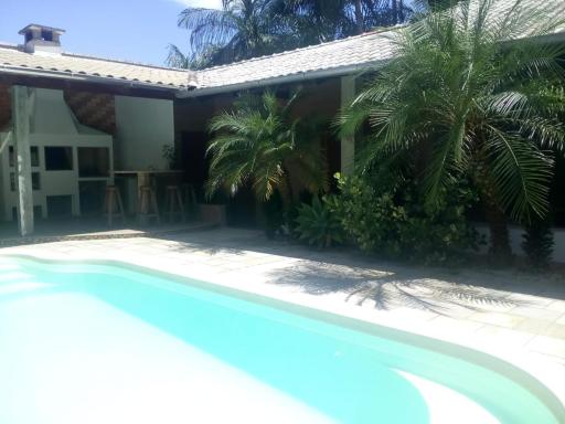 Le Loup Residência para Hospedagem Suítes 1 - Housity
