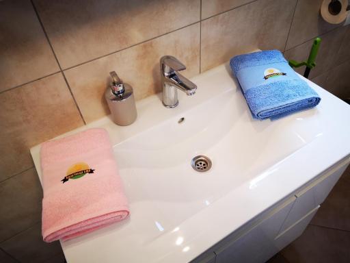 Apartments Ema - Housity