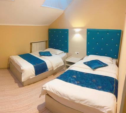 Zolotoy Feniks Hotel - Housity
