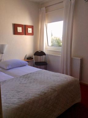 Hotel Pension Oranje - Housity