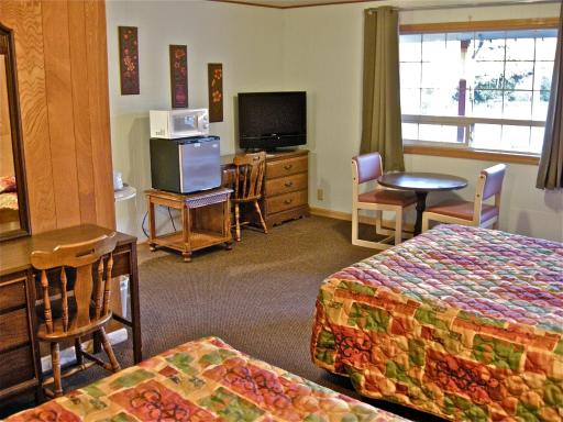 Wild Chinook Inn - Housity