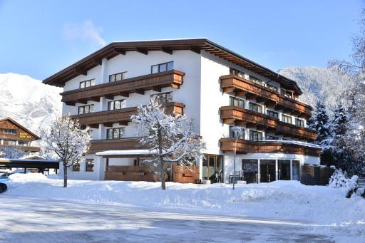 Hotel Alpennest - Housity