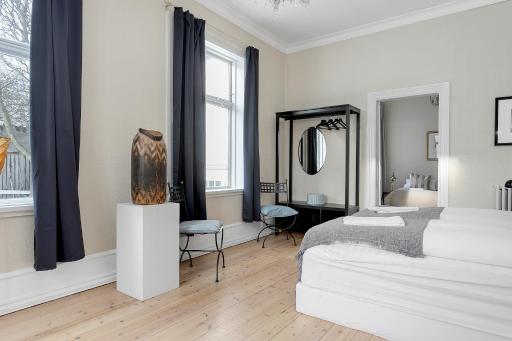 Sudurgata - Authentic Reykjavik Style Apartment - Housity