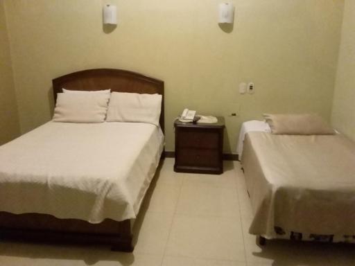 Hostal Cristhian Inn - Housity