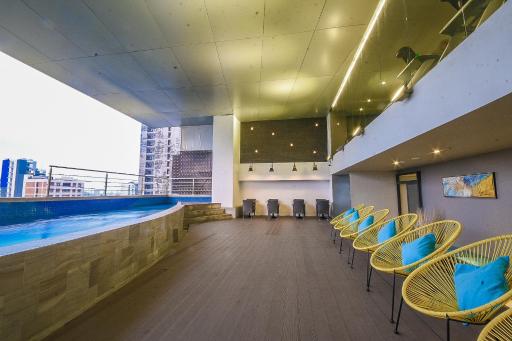 Skyloft Hotel - Housity