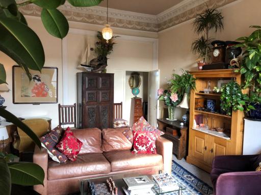 Plant yourself in the very centre of Bath - FREE PARKING - Housity