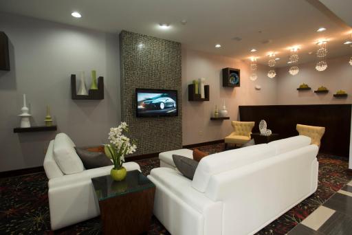 Holiday Inn Express & Suites Morrilton, an IHG Hotel - Housity