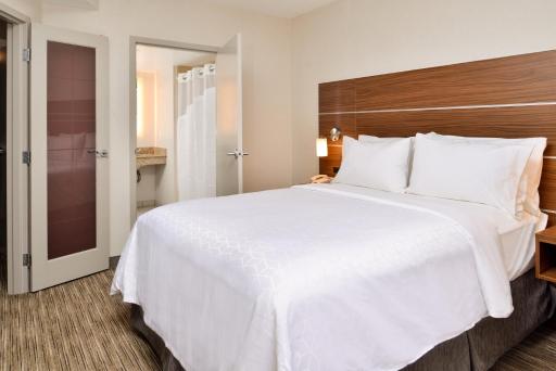 Holiday Inn Express & Suites Buffalo Downtown, an IHG Hotel - Housity