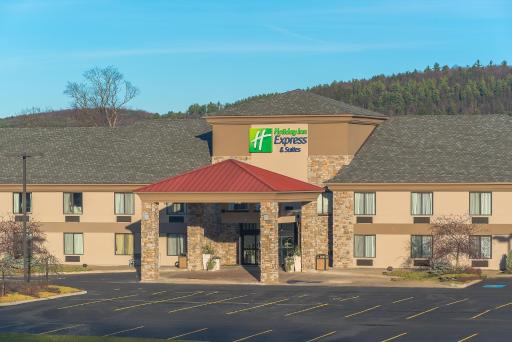 Holiday Inn Express & Suites Cooperstown by IHG - Housity