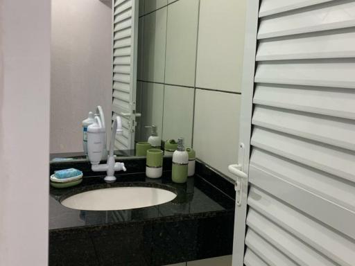 Pousada Cris Garden Bed&Breakfast - Housity