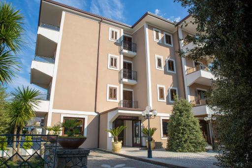 Villa Donna Carmela - Housity