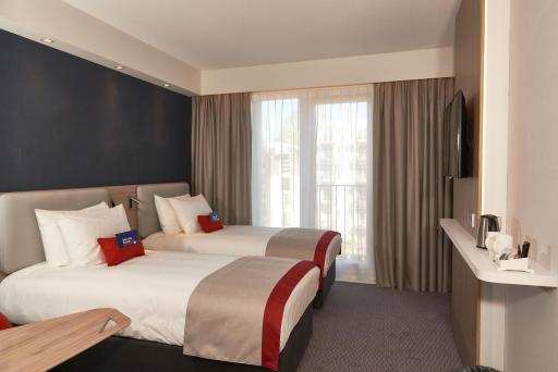 Holiday Inn Express Amsterdam - City Hall, an IHG Hotel - Housity